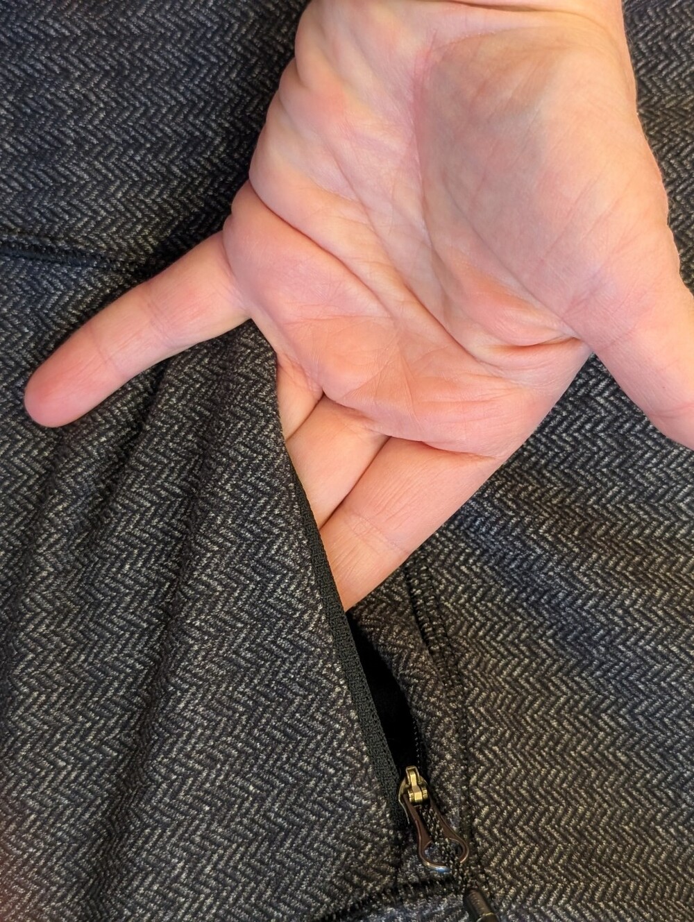 Lululemon Herringbone Heather Gray Active Quarter-Zip Pullover - Picture 7 of 17
